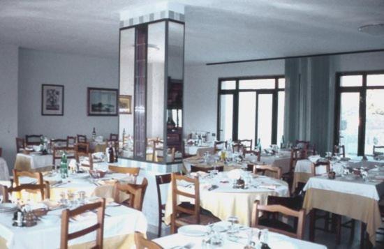 Hotel Manzi Marina Di Pisa Bagian luar foto